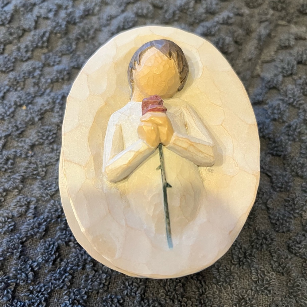Willow Tree trinket box - Loving Angel